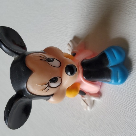 Disney Vintage Made in Korea 80'S Rubber Micky & Minnie Mouse original price tag - Picture 2 of 13